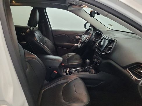 Used 2019 Jeep Cherokee Limited AWD/4WD image 21