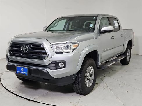Used 2019 Toyota Tacoma SR5 image 1