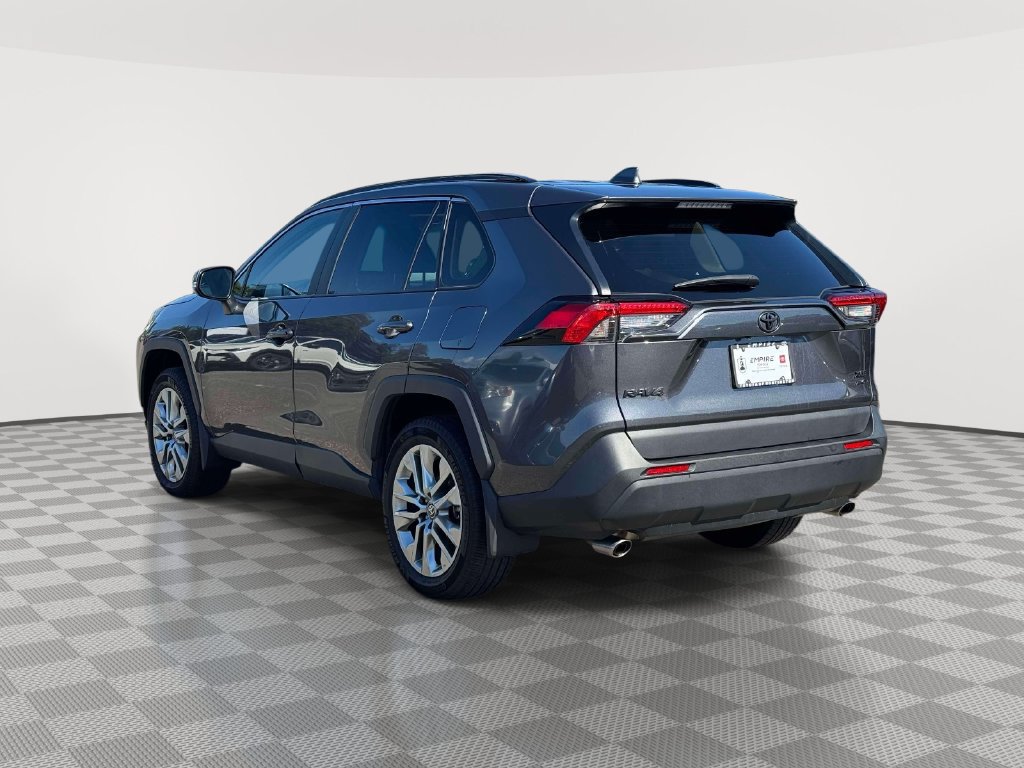 Used 2023 Toyota RAV4 XLE Premium AWD/4WD image 5