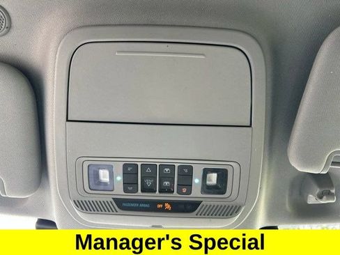 Used 2021 Ford Explorer XLT w/ Equipment Group 202A AWD/4WD image 38