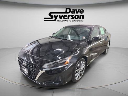 New 2025 Nissan Altima 2.5 SL image 1