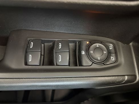 Used 2021 Chevrolet Silverado 1500 Custom image 9