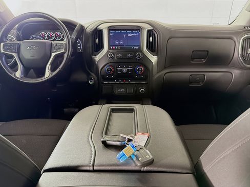 Used 2021 Chevrolet Silverado 1500 LT Trail Boss image 23