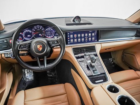 Certified 2023 Porsche Panamera 4 Platinum Edition AWD/4WD image 19