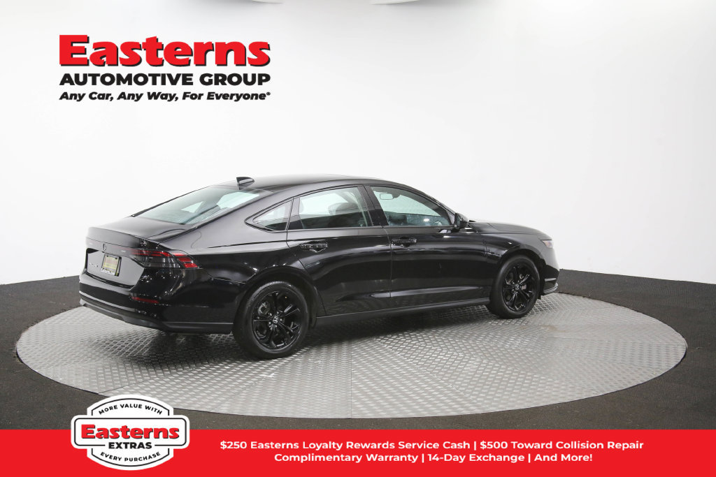 Used 2025 Honda Accord SE image 37