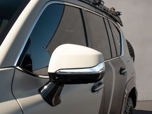Used 2024 Lexus LX 600 F Sport AWD/4WD image 32