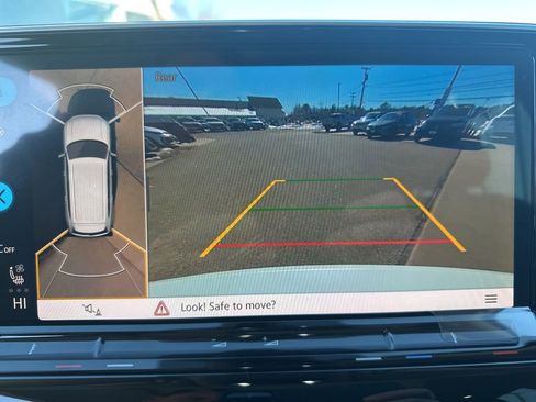 New 2026 Volkswagen Atlas SEL Premium R-Line image 19