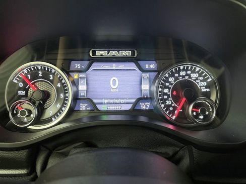 Used 2019 RAM 1500 Laramie AWD/4WD image 13