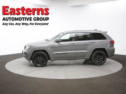 Used 2020 Jeep Grand Cherokee Altitude image 59