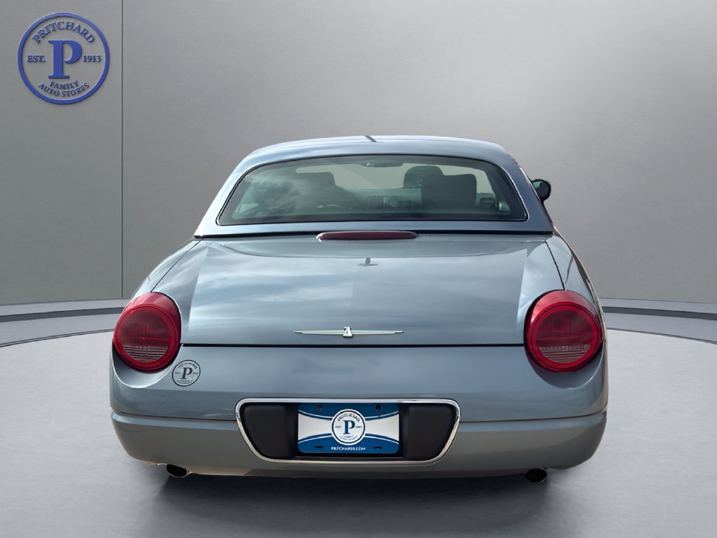 Used 2005 Ford Thunderbird RWD image 6