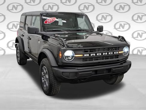 Used 2025 Ford Bronco Big Bend AWD/4WD image 16