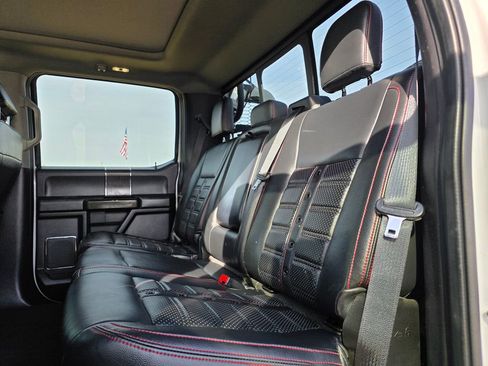 Used 2021 Ford F250 Lariat w/ Lariat Ultimate Package AWD/4WD image 33