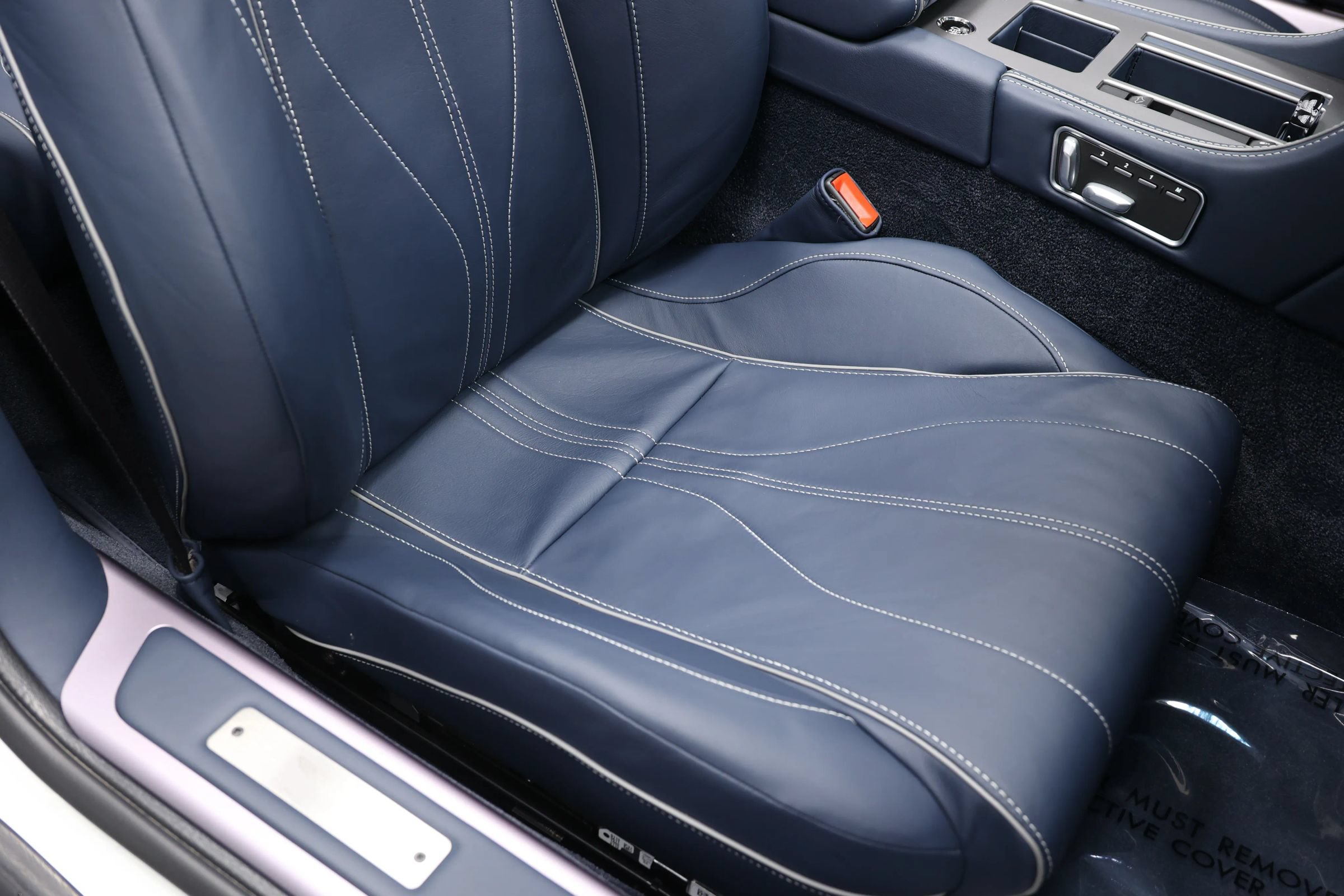 Used 2012 Aston Martin Virage Volante RWD image 81