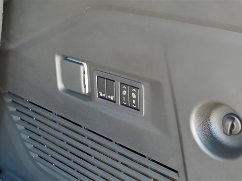 New 2026 GMC Yukon Denali w/ Sun & Power Step Package image 25