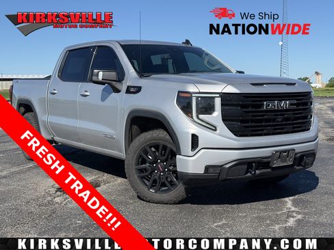 Used 2022 GMC Sierra 1500 Elevation w/ Elevation Premium Package AWD/4WD image 1