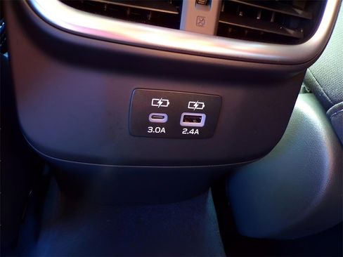 Certified 2025 Subaru Outback Premium image 13