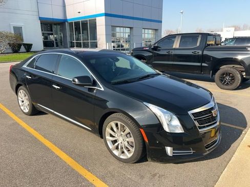 Used 2016 Cadillac XTS Luxury w/ Driver Awareness Package FWD image 6