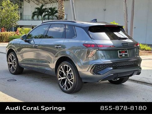 Certified 2026 Audi Q3 quattro 2.0T w/ 20" Wheel Package AWD/4WD image 12