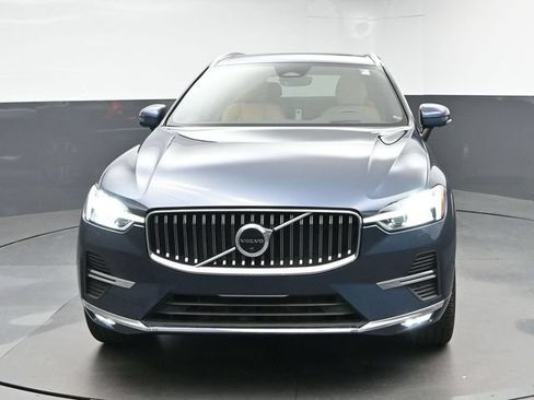 Used 2023 Volvo XC60 B5 Ultimate w/ Climate Package AWD/4WD image 3