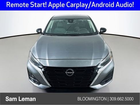 Used 2024 Nissan Altima 2.5 SV image 2