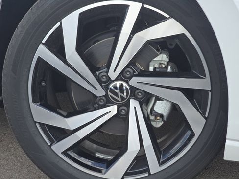 New 2026 Volkswagen Jetta SEL FWD image 14