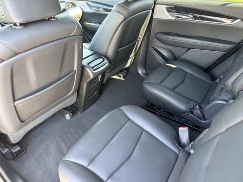 Certified 2025 Cadillac XT6 Premium Luxury image 13