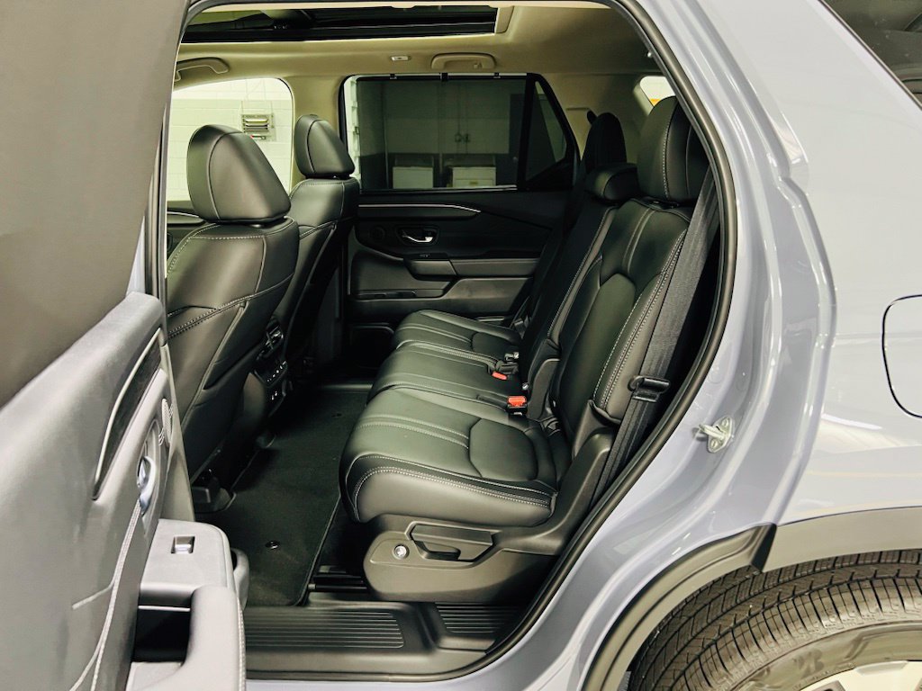 New 2026 Honda Pilot Touring image 26