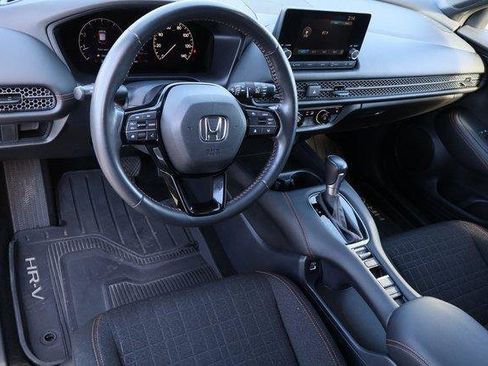Used 2023 Honda HR-V Sport image 9