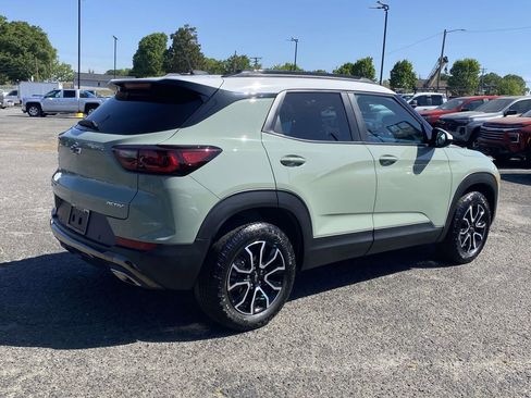 Used 2025 Chevrolet TrailBlazer ACTIV w/ Driver Confidence Package image 6