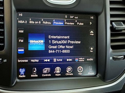 Used 2016 Chrysler 300 Limited w/ 300 Premium Group image 32