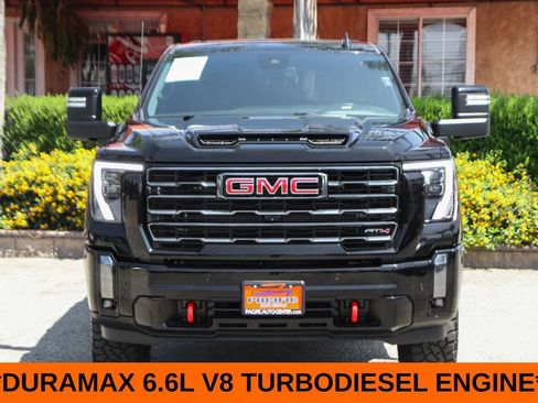 Used 2024 GMC Sierra 2500 AT4 w/ AT4 Preferred Package AWD/4WD image 3