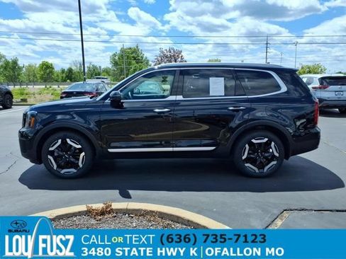 Used 2023 Kia Telluride S AWD/4WD image 4