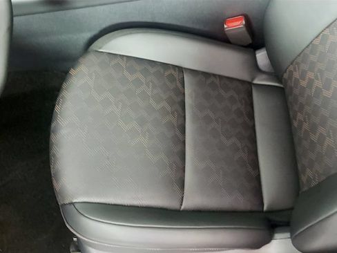 New 2026 Nissan Sentra SR w/ SR Premium Package FWD image 17