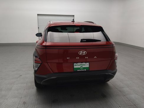 Used 2024 Hyundai Kona SEL FWD image 6