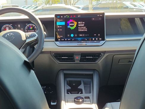 New 2026 Volkswagen Tiguan SE R-Line image 12