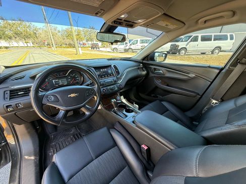 Used 2014 Chevrolet Impala LT image 11