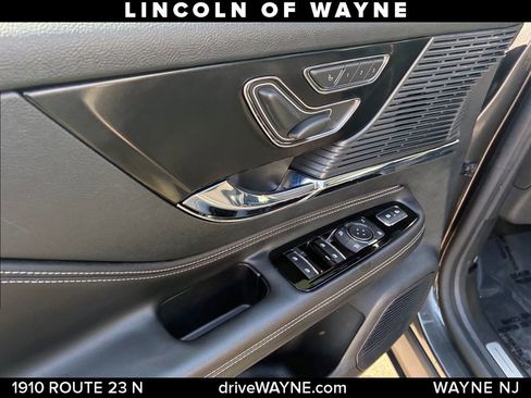Certified 2020 Lincoln Corsair AWD w/ Equipment Group 101A image 14