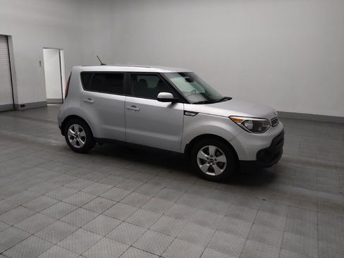 Used 2018 Kia Soul w/ Convenience Package image 11
