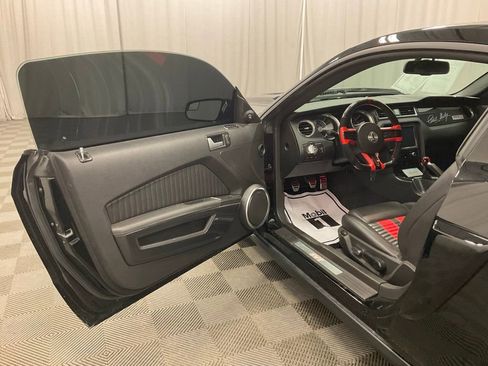 Used 2011 Ford Mustang Shelby GT500 w/ SVT Performance Pkg image 21
