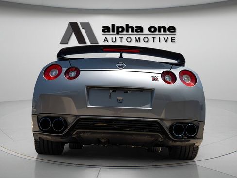 Used 2013 Nissan GT-R Black Edition AWD/4WD image 12