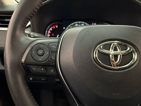 Used 2023 Toyota RAV4 XLE w/ Convenience Package FWD image 13