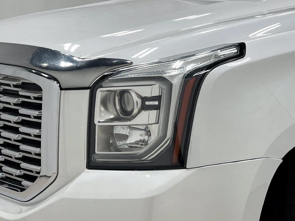 Used 2018 GMC Yukon Denali AWD/4WD image 40