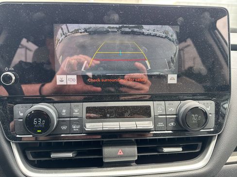 Used 2024 Toyota Grand Highlander FWD image 19