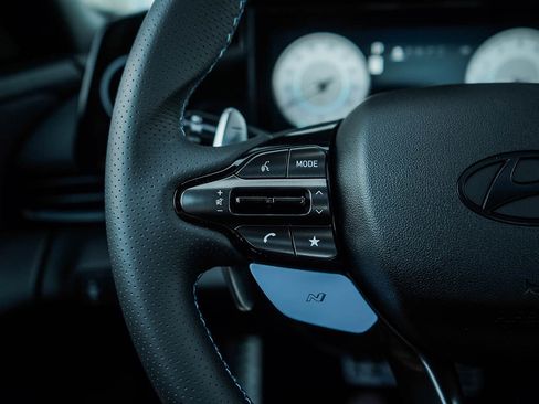New 2026 Hyundai Elantra N FWD image 18