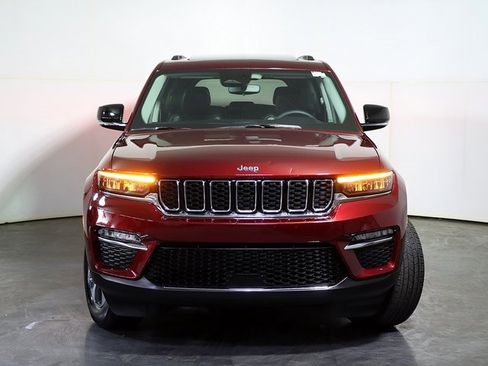 Used 2022 Jeep Grand Cherokee Limited 4xe image 9