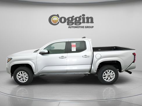 New 2026 Toyota Tacoma SR5 AWD/4WD image 8