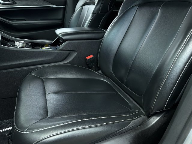 Used 2022 Jeep Grand Cherokee Limited AWD/4WD image 21