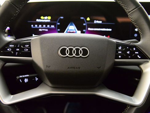 Used 2025 Audi A5 2.0T Premium Plus w/ Premium Plus image 14