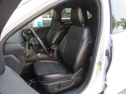 Used 2023 Ford Escape ST-Line Select image 16