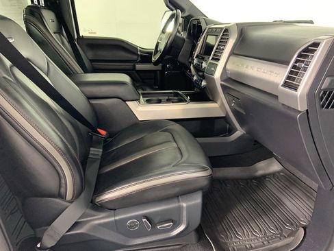 Used 2021 Ford F350 Platinum w/ FX4 Off-Road Package image 16